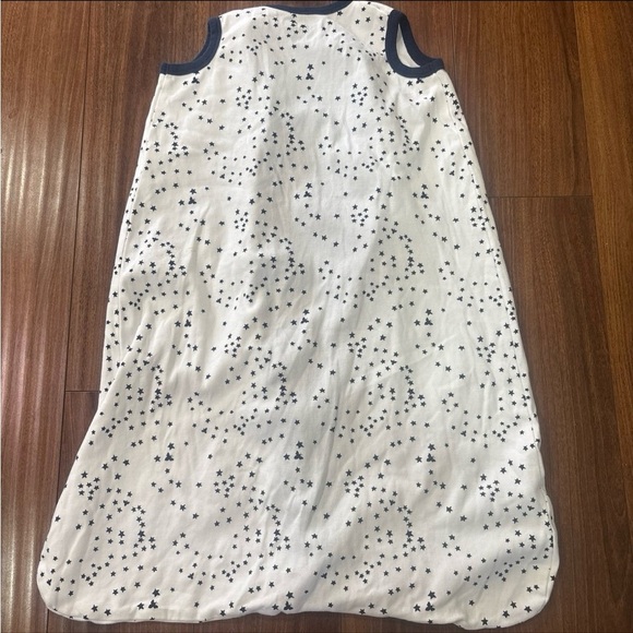 Twinkle Bee Organic Beekeeper™ Wearable Baby Blanket - Picture 4 of 4